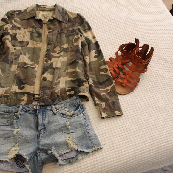 Roxy camouflage jacket - Picture 1 of 5